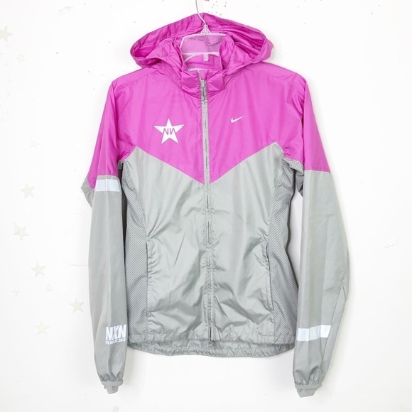 NIKE pink and gray hooded running jacket - Picture 2 of 11